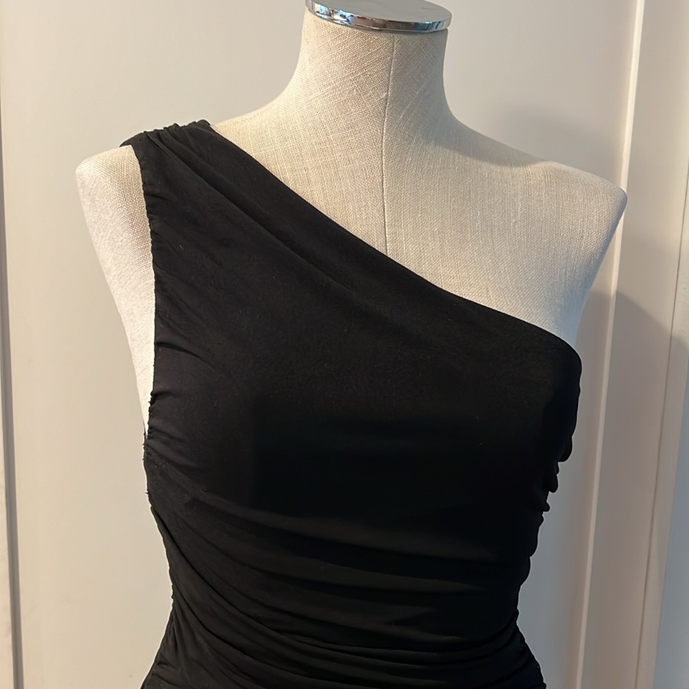 Alice and Olivia black dress - Picture 2 of 6